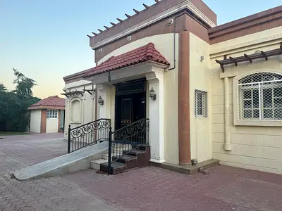4 bedrooms villa | Ground floor | large plot i
