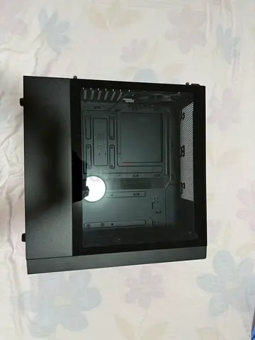 Coolermaster NR600 Computer Case