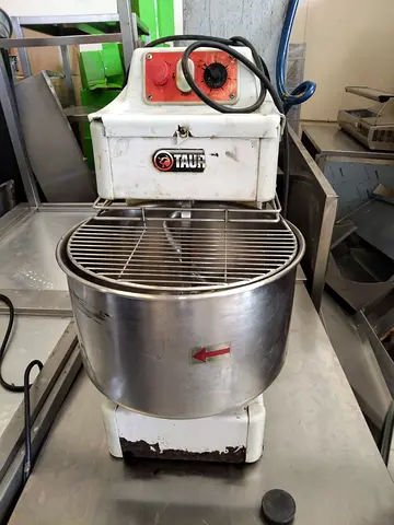 Dough mixer