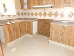 Great Offer 1,Bhk Flat Available With 1,Bathroom Full Family Building And Rent 33k