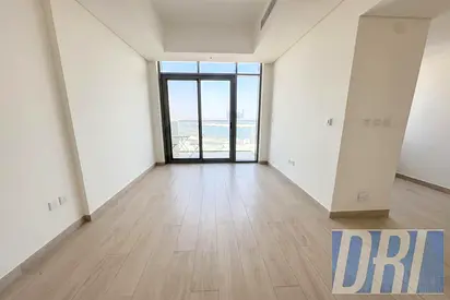 New Apartment with Creek Views