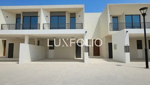 Single Row | Unfurnished | Close To Amenities