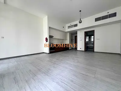 Pool View Luxurios & Spacious with Balcony Built in Wardrobes. VACANT