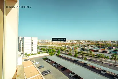 Flexible Payment! Lush Green Coastal Community