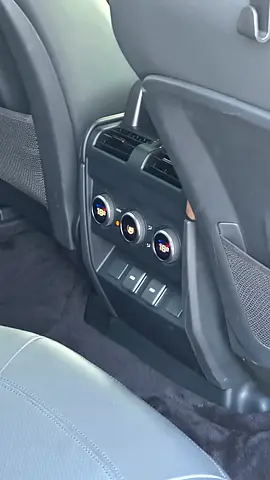Land Rover Defender 110 HSE P400, миниатюра 9