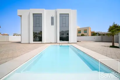 Private Pool | Large Plot | Multiple Living Areas