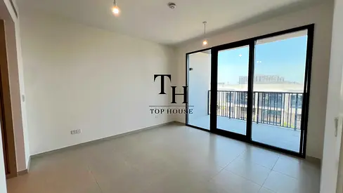 Negotiable | Single Row | Close to Amenities