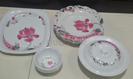Brand new Melamine dinner set 15 pieces