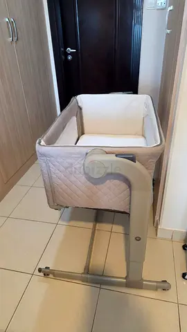 Chicco Next2Me Magic Co-Sleeping Crib - Beige, Good Condition