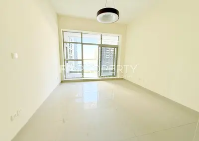 Chiller Free | Bright Unit | Huge Layout