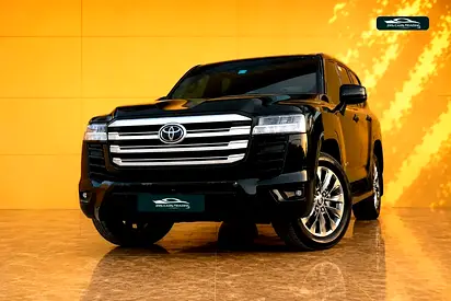 2024 Land Cruiser GXR Twin-Turbo GCC Specs / Al Futtaim Warranty + Service