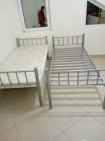 BRAND NEW SINGLE METAL BED HEAVY DUTY WITH MATTRESS 90X190 CM