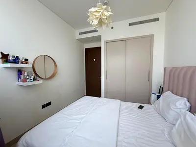 HIGH FLOOR | COMMUNITY VIEW | UNFURNISHED
