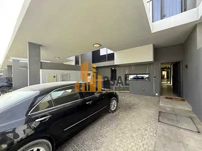 Premium 2 Bedroom Townhouse with Townhouse // landscaping done