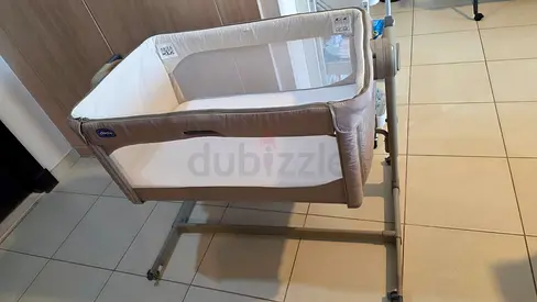 Chicco Next2Me Magic Co-Sleeping Crib - Beige, Good Condition