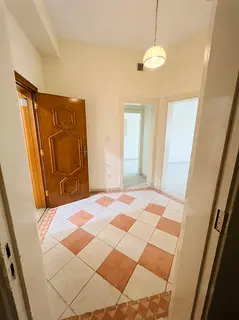 3 BHK apartment with hall maid room 4 bathrooms AC by landlord