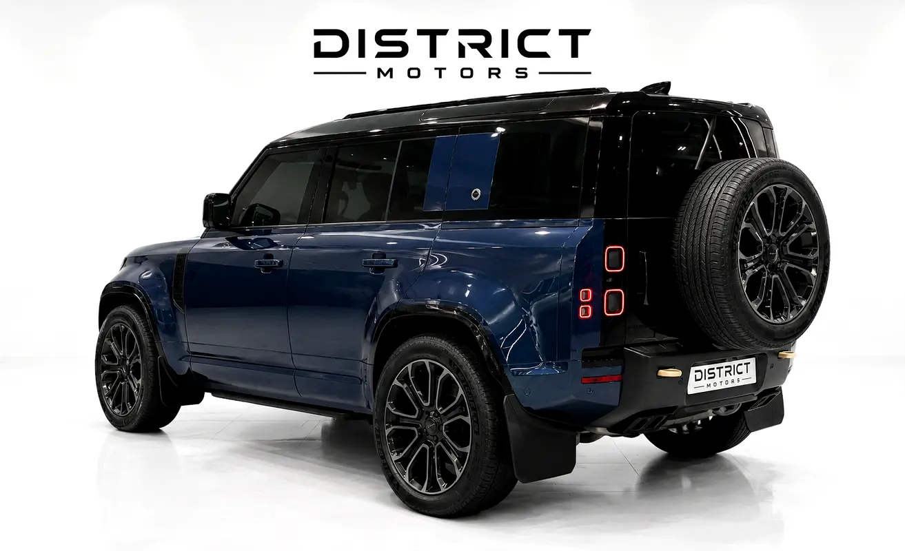 Land Rover Defender 2026