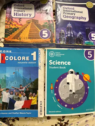Set of Oxford Primary School Textbook Year 5 & Year 1 (History, Geography, Science, French)