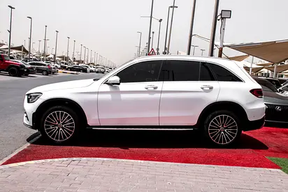 صورة 4 لـ 2022 Mercedes-BENZ GLC