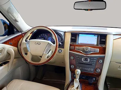 2016 Infiniti QX80 — фото 10