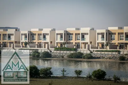 3BR Corner Unit || Spacious Layout
