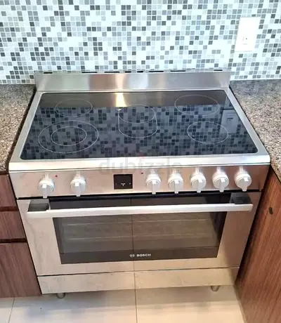 Bosch full electric digital cooking range Sam like new condition 90cm