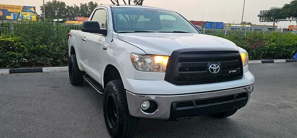 TOYOTA TUNDRA MODEL 2012 ACCIDENT FREE