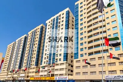 للبيع شقه غرفتين وصاله بابراج جاردن سيتى