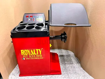 Royalty RT 933 WB Wheel Balancer — Used, Good Working Condition