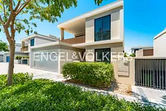 Vastu | Fully Upgraded | Vacant on Transfer