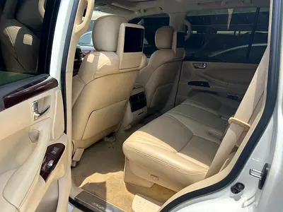 صورة 15 لـ 2014 Lexus LX-SERIES