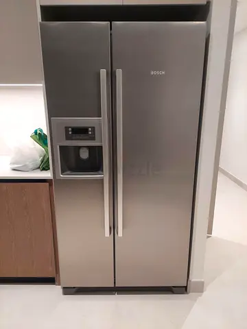 Bosch Side By Side Refrigerator With Water Dispenser Ice Maker