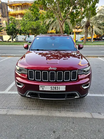 Pristine 2018 Jeep Grand Cherokee Limited | GCC Specs | Agency service history with service contract
