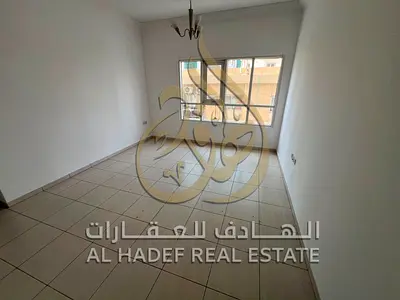ارخص غرفة و صالة للايجار السنوى - منطقة المجاز 1 - قريب من كورنيش الشارقه - صيانة مجانية بدون رسوم اداريه - موقع مميز جدا - استلام فورى - 2 حمام