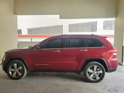 Jeep Grand Cherokee Limited 2016 | GCC Specs Excellent Condition