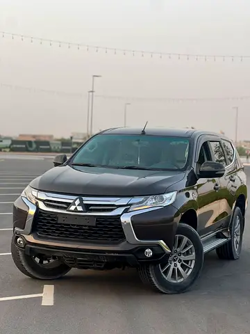Mitsubishi Montero Sport GLX Medium Line 2017 | GCC Specs | Reliable SUV