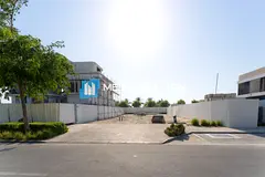 Single Row | Next to Corner | Rare Yas Lea Plot