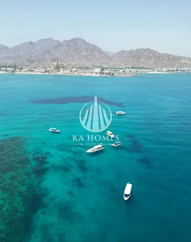 🌊 Stunning Mountain and Sea Views – Pay in Cash & Get 40% Off