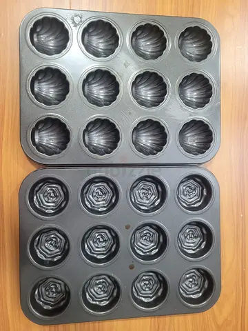 MOVING OUT SALE: Non-stick 12-cup Muffin / Cupcake Baking Trays