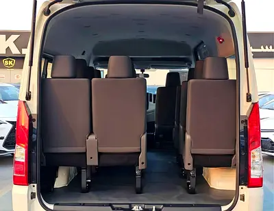 2026 Toyota HIACE — фото 6