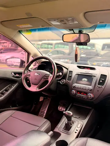 صورة 11 لـ 2013 KIA K3