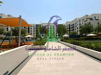 أفخم ثلات غرف وصالة للايجار في جزيرة مريم إطلالات بحرية وثلات بلكونات وغرفة خادمة و2 باركن وجيم ومسبح وكيدز اريا