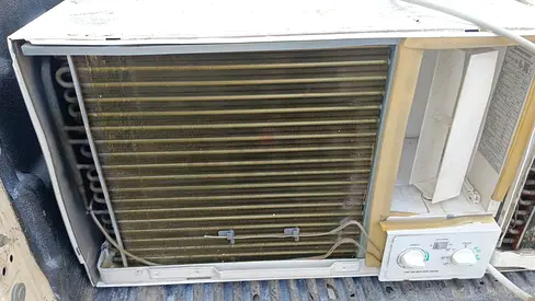 Used Window Air Conditioner Unit - Needs Cleaning/Service