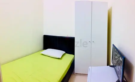 Private Room for Lady only | Metro Business Bay