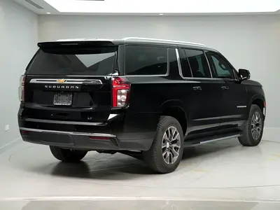 2023 Chevrolet SUBURBAN 照片 7