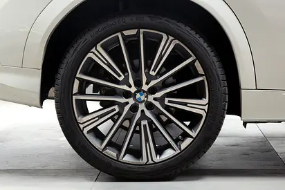 2025 BMW X2 缩略图 14