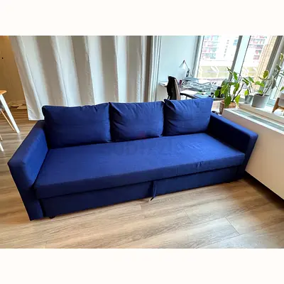 Comfortable Blue 3-Seater Sofa Bed