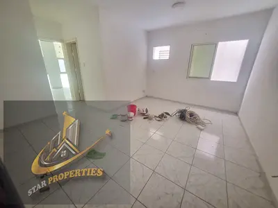 LOW PRICE OFFER//HUGE 1BHK WITH BALCONY ONLY 24K FAMILY BUILDING