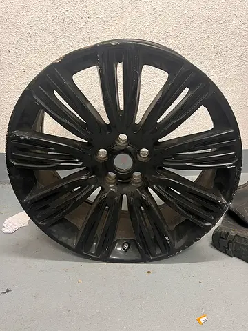 Range Rover 23 inch rims for sale