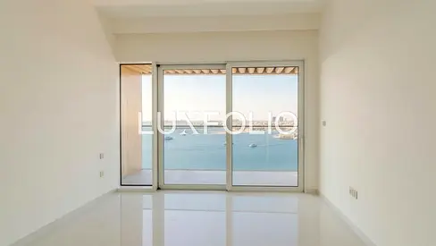 Palm View | Available Now | Beach Access